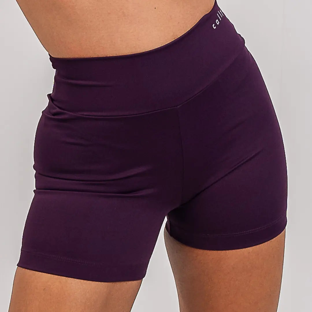 Short Basic Borgonha - CALLY roupa de academia feminina