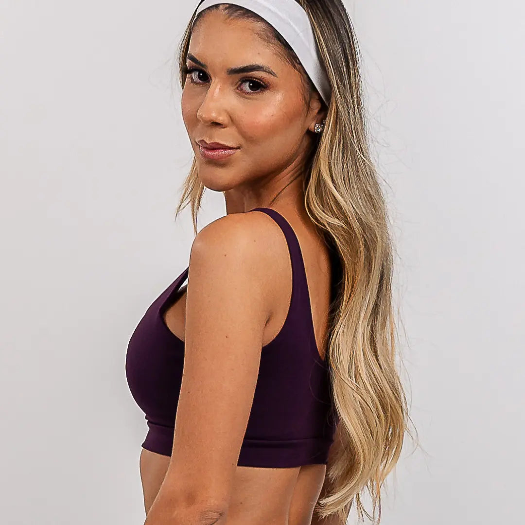 Top Basic Borgonha - CALLY roupa de academia feminina