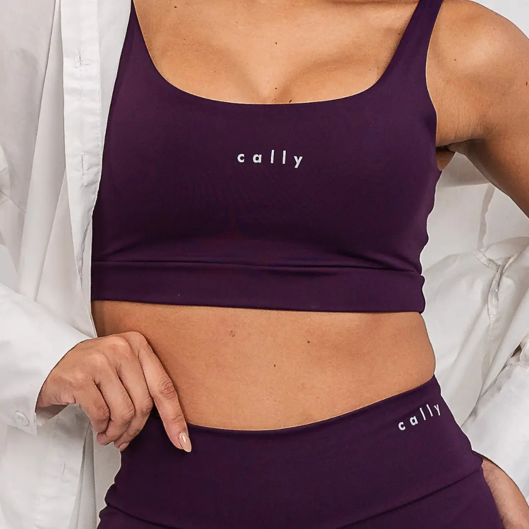 Top Basic Borgonha - CALLY roupa de academia feminina