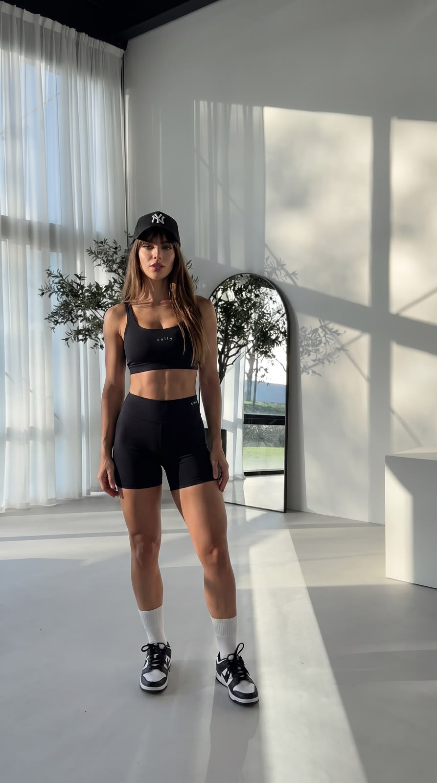 Top Basic Preto